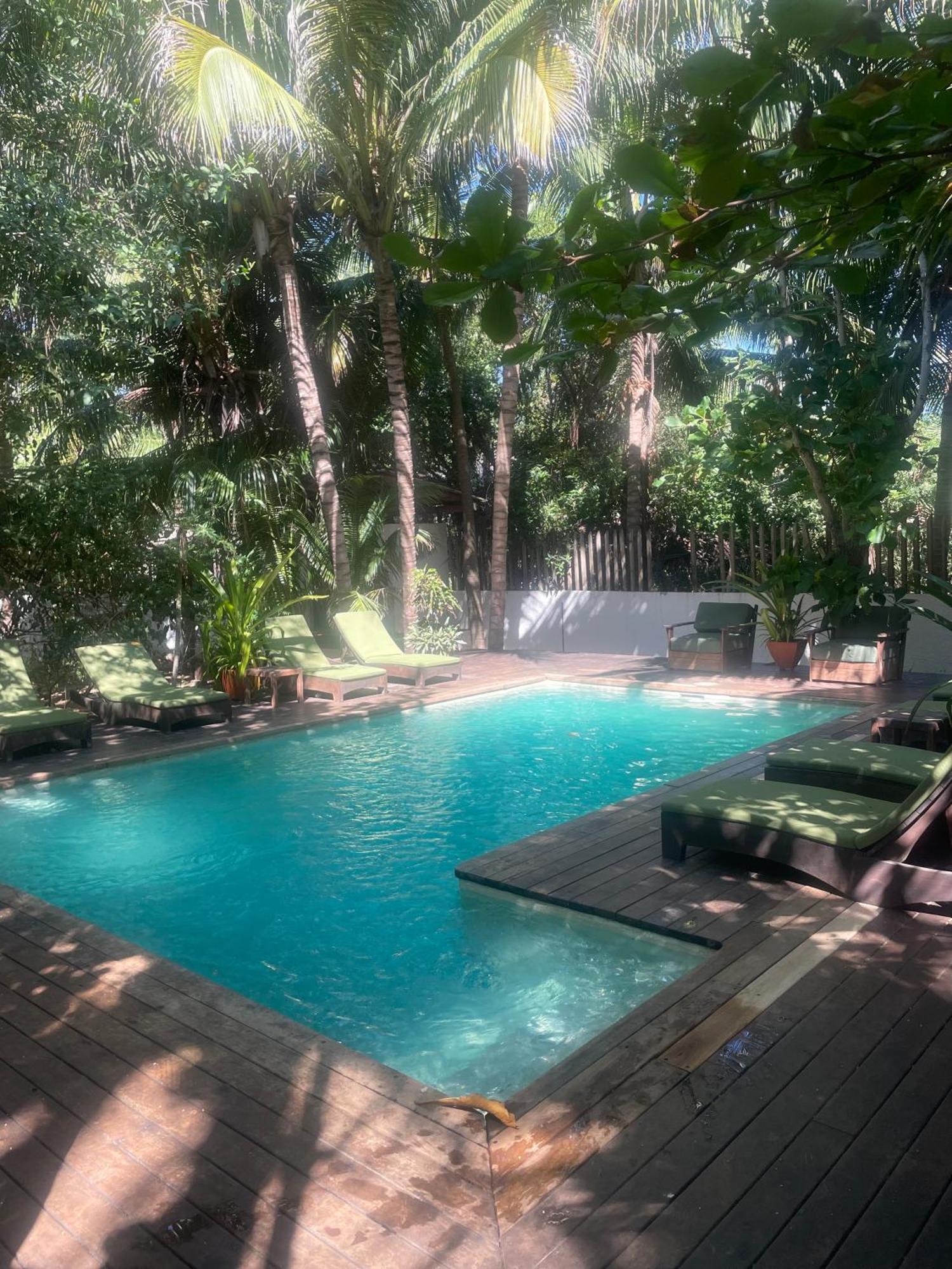 Hotel Descalzo Spa Zipolite Exteriör bild