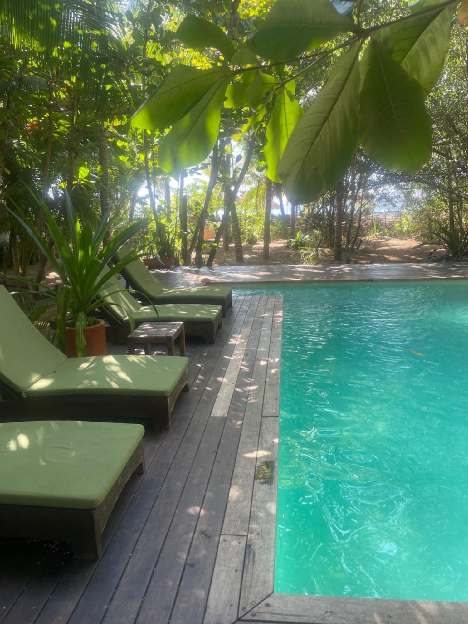 Hotel Descalzo Spa Zipolite Exteriör bild