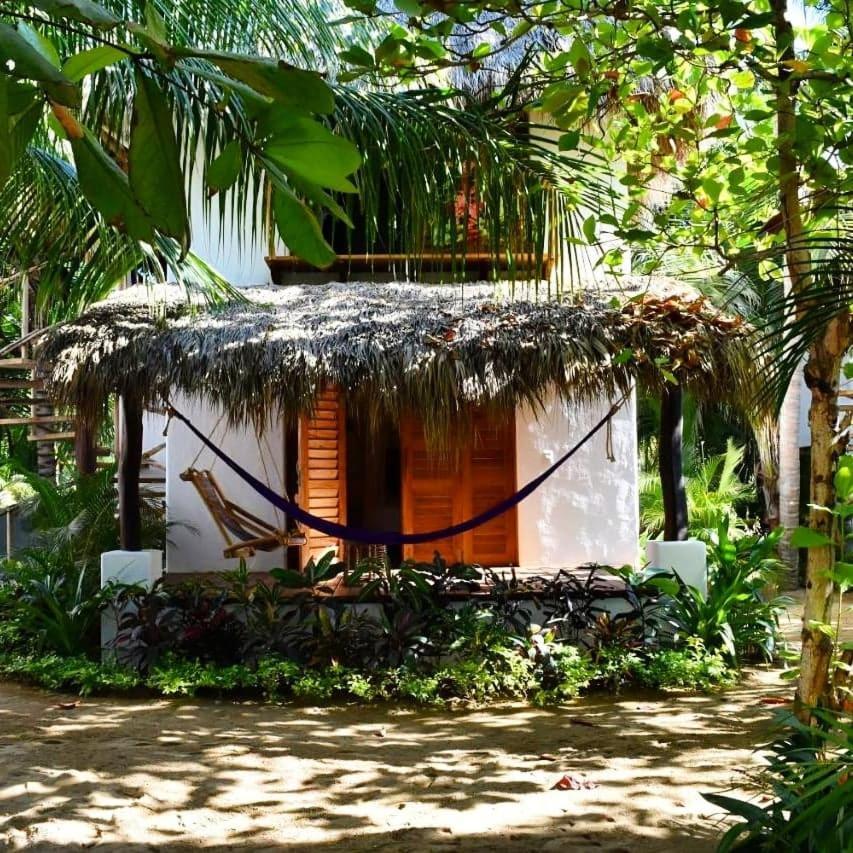 Hotel Descalzo Spa Zipolite Exteriör bild