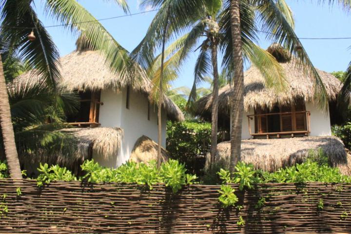 Hotel Descalzo Spa Zipolite Exteriör bild
